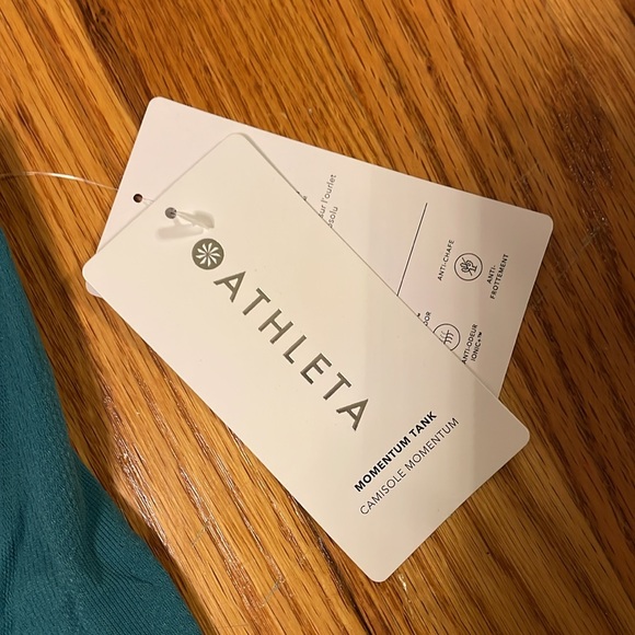 Athleta momentum tank NWT M - Picture 3 of 5